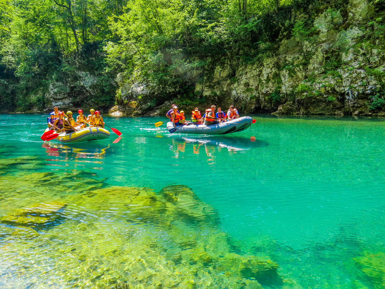 Mamljiva ponudba rafting Bovec za zaključek raftarske sezone